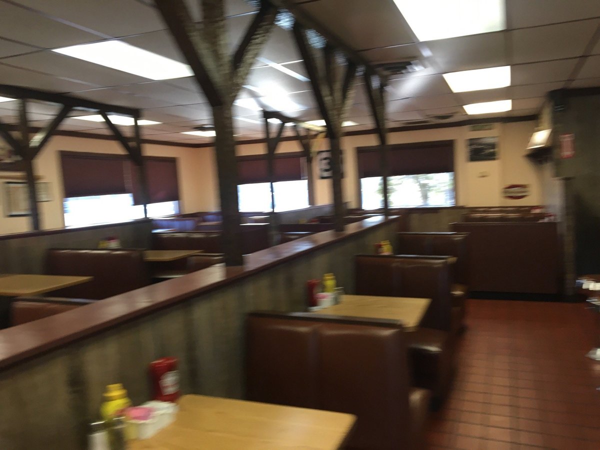 little dipper restaurant july 4