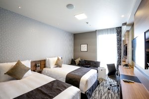 The Strings Hotel Nagoya in Nagoya, image may contain: Dorm Room, Furniture, Bedroom, Home Decor