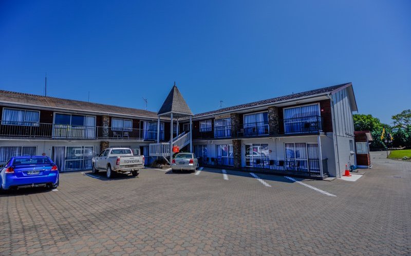 Standard rooms and car park