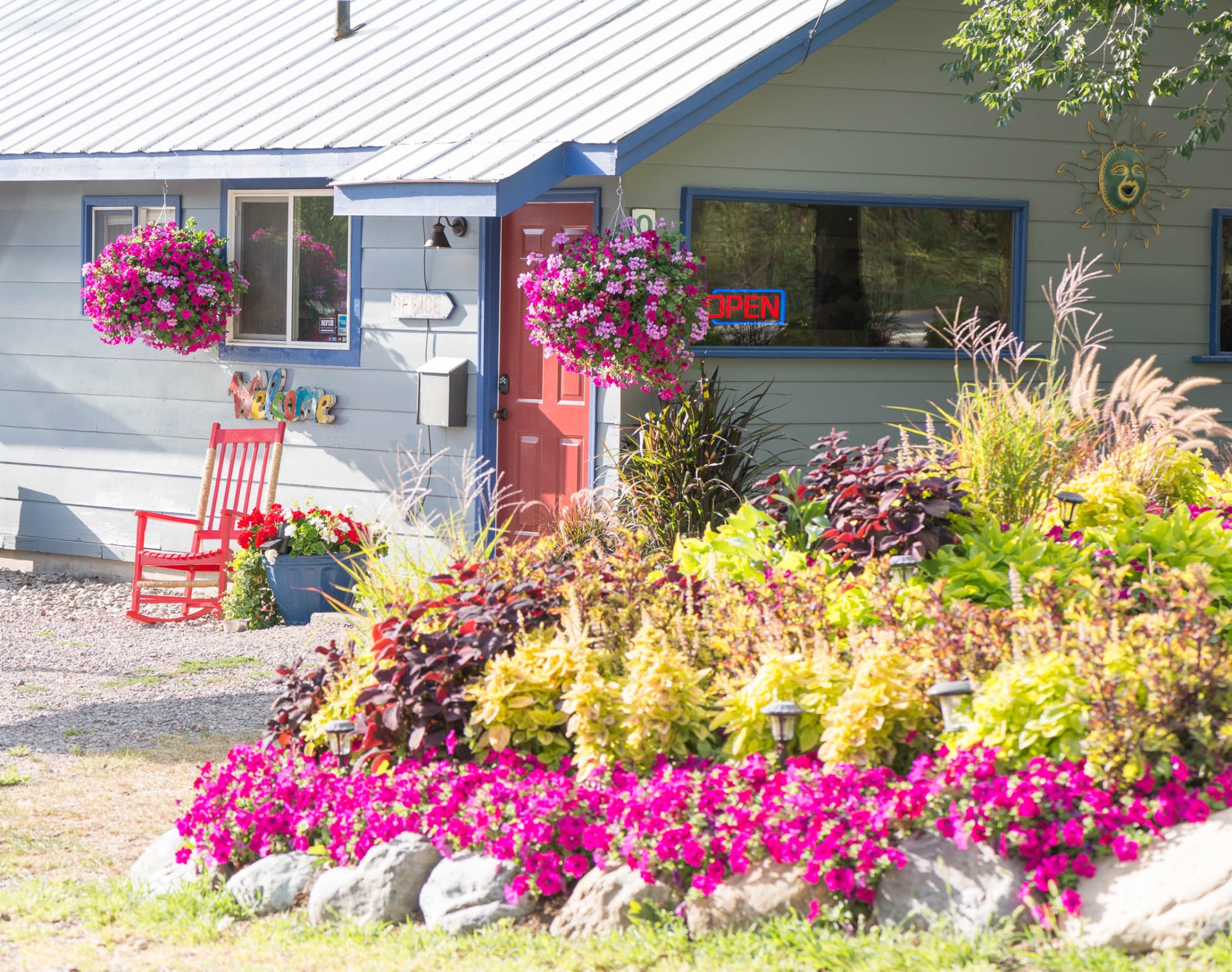 Hotel photo 14 of Flathead Lake Resort.