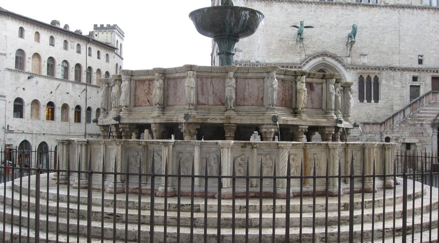 Fontana Maggiore