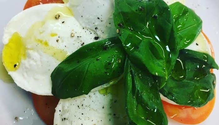 Caprese con mozarella di buffala