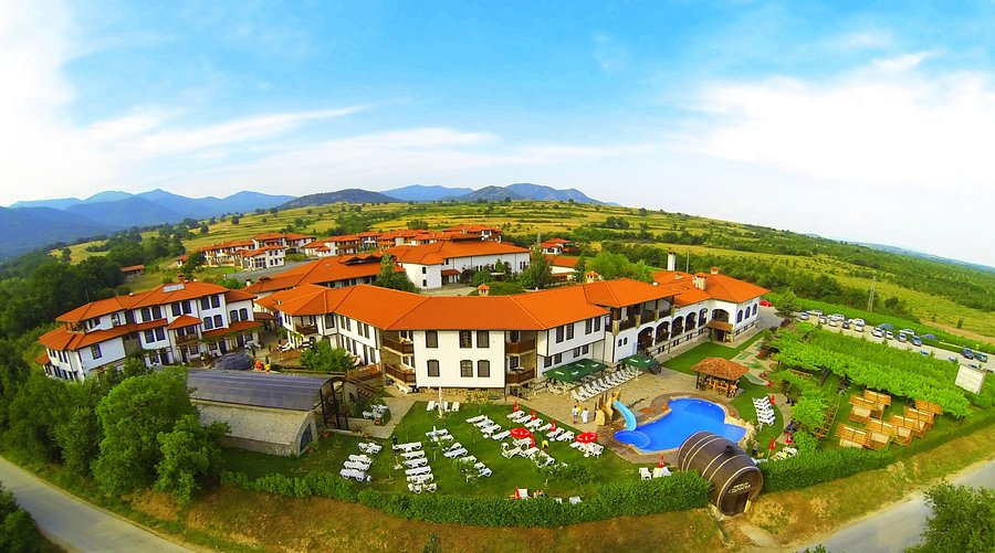 Vista aérea de la Bodega Starosel.