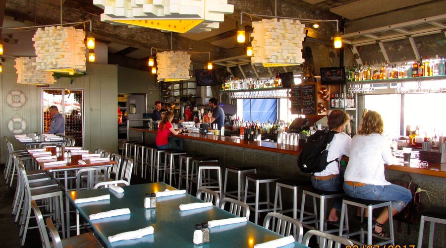 Fleet Landing Restaurant