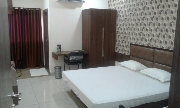 HOTEL VEDANTAM - Prices & Reviews (Guna, Madhya Pradesh)