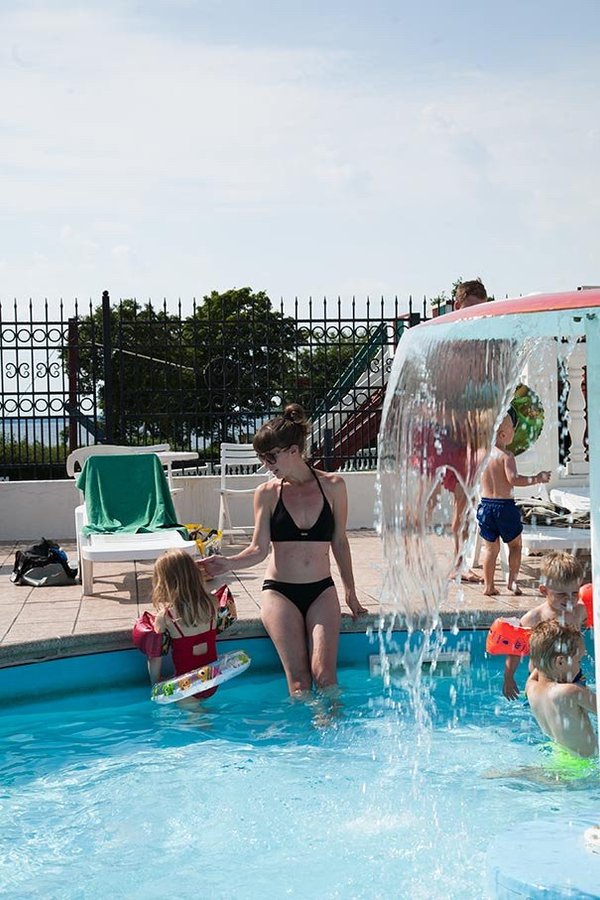 홀리데이 파크 랑엘랜드-에머볼 스트랜드 캠핑 (Holiday Park Langeland - Emmerbolle Strand Camping, Tranekaer) - 호텔 리뷰 & 가격... 