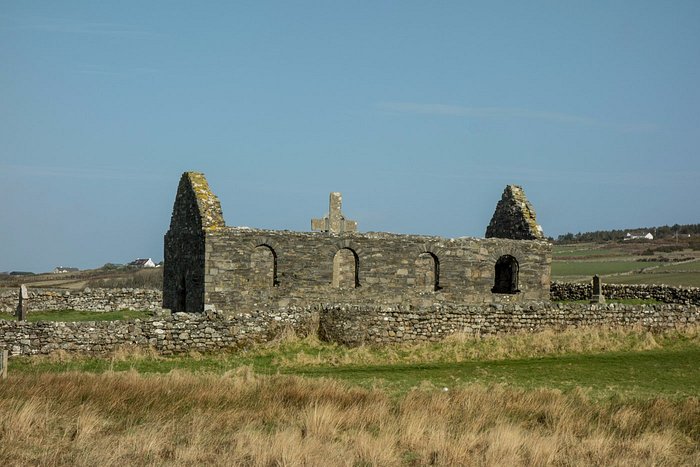  A number of abbots of Iona in the 7th century came from this area of Donegal.