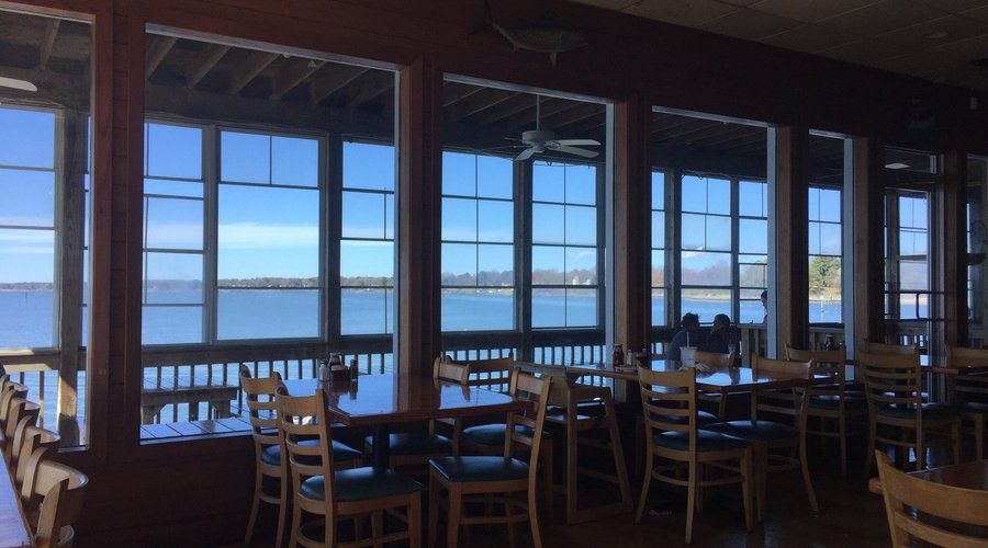 Crab Shack Seafood Restaurant on the James