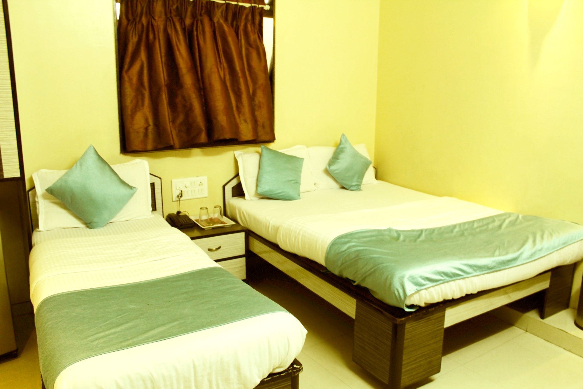 Hotel Broadway Colaba by null
