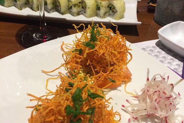 SUSHI ROLL PERISUR, Mexico City - Coyoacan - Restaurant Reviews & Photos -  Tripadvisor