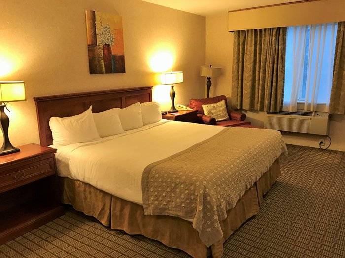 Ramada by Wyndham Draper Rooms: Pictures & Reviews - Tripadvisor