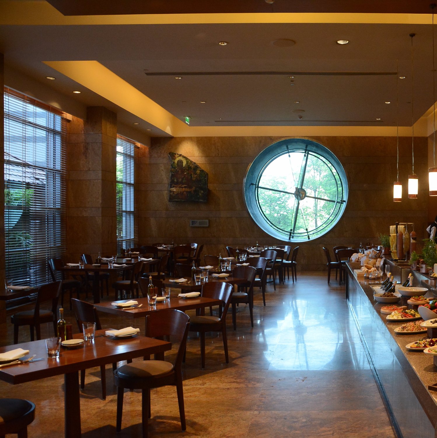 Hotel photo 93 of Grand Hyatt Mumbai Hotel & Residences.
