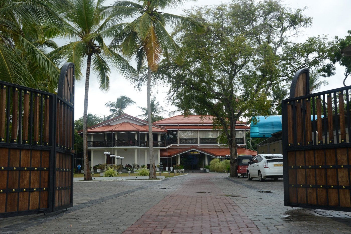 samanala-hotel-restaurant-nochchiyagama-sri-lanka-5-fotos-e