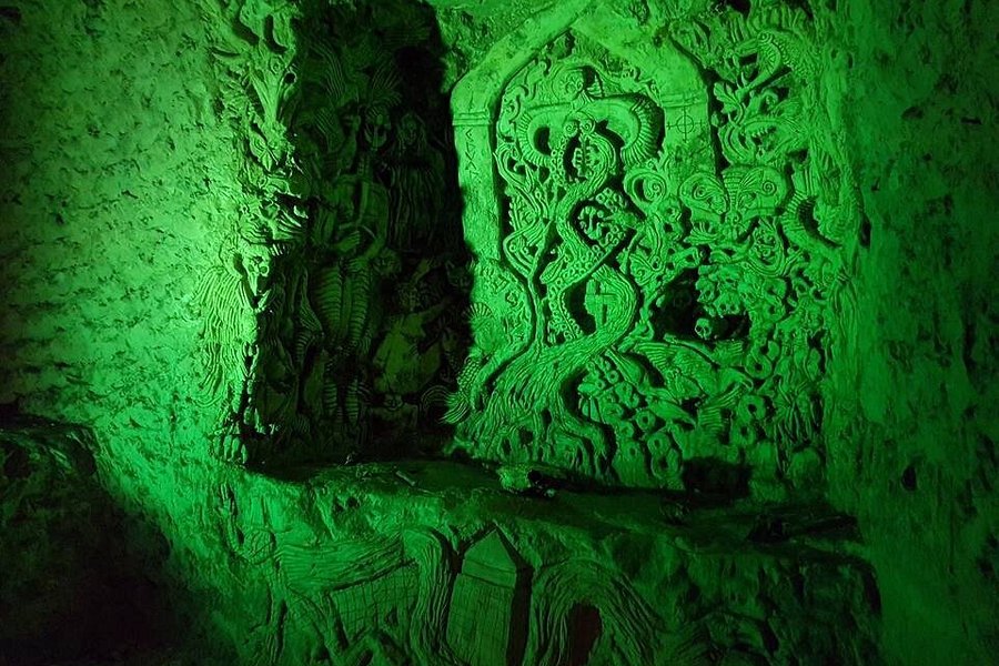 Chislehurst Caves image