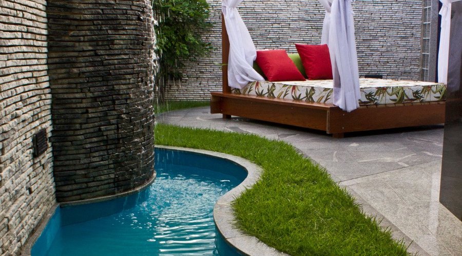 Suite Zeus, com sauna, hidromassagem e área aberta