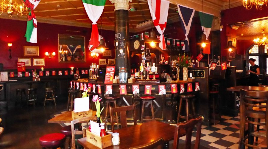 Inside the Pub
