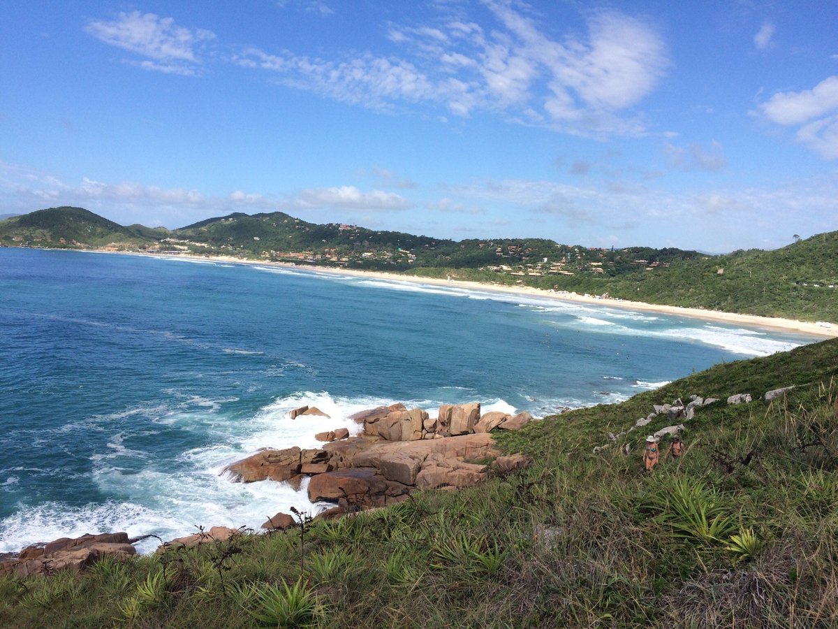 Descubra como encontrar uma piscina natural na praia do rosa