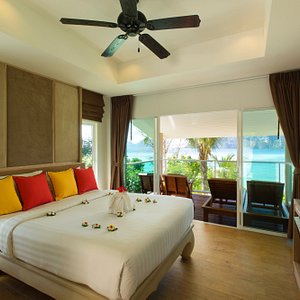 Phi Phi Bayview &amp; Premier Resort, hotel in Ao Nang
