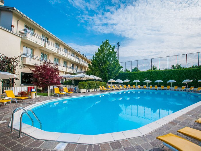 HOTEL DU PARC - Prices & Reviews (Sirmione, Lake Garda, Italy)