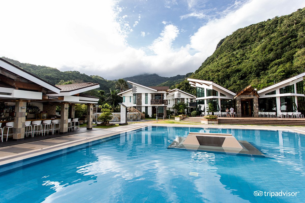 Infinity Resort &amp; Spa, hotel in Mindoro