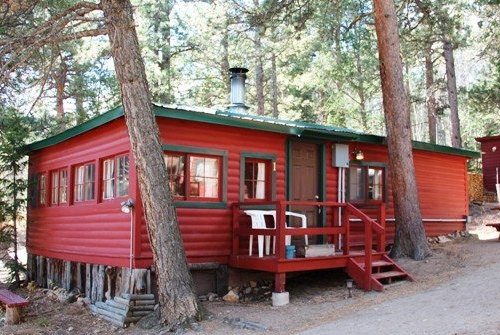 Sunshine Mountain Lodge and Cabins image