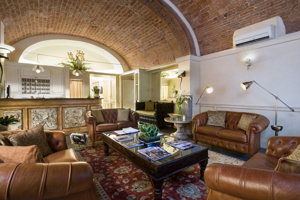 Hotel Art Atelier Bar or Lounge: Pictures & Reviews - Tripadvisor