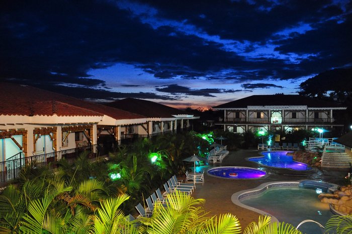 LAS CAMELIAS HOTEL CAMPESTRE $77 ($̶1̶6̶3̶) - Updated 2023 Prices & Reviews  - Colombia/Montenegro