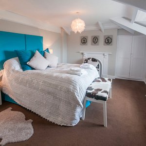 The Wray Valley Room