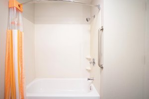 Room & Suite