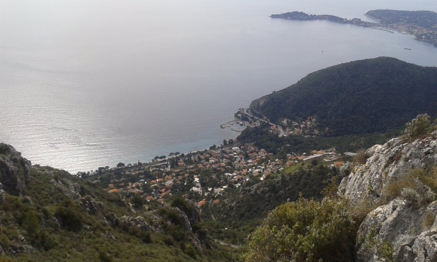 depuis le mont bastide....