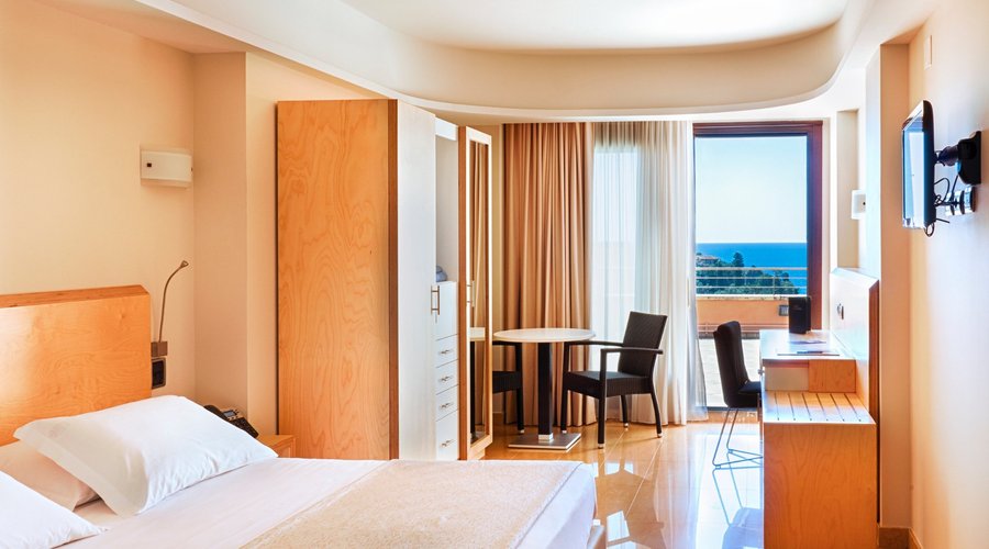 Double/twin sea view room