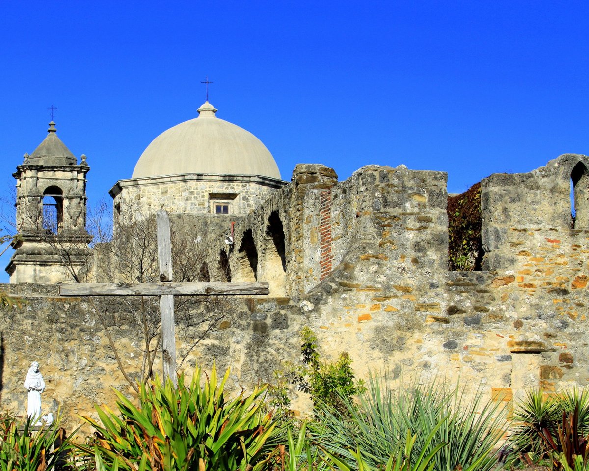 are dogs allowed at san antonio missions