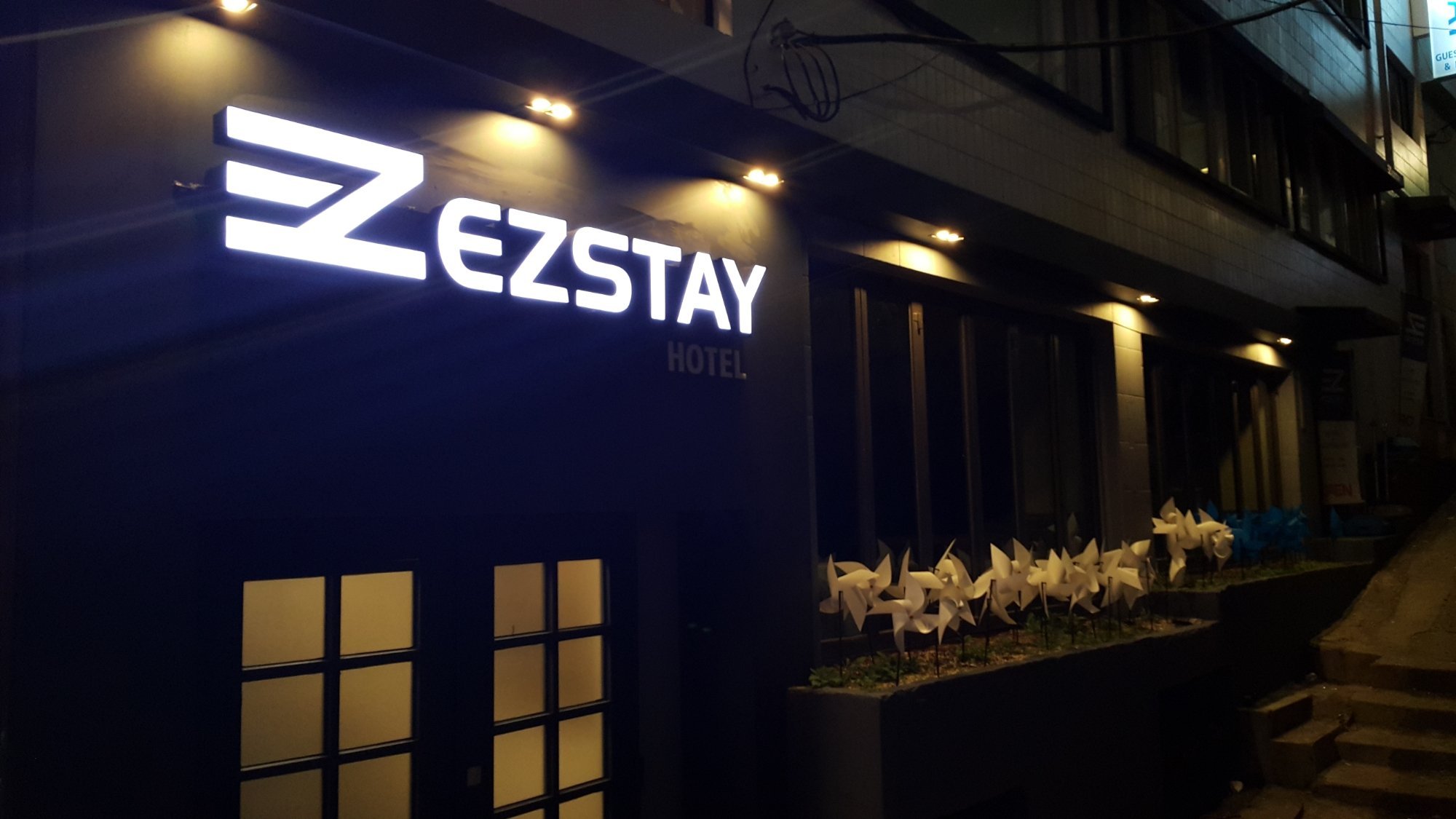 Easystay Guest House image