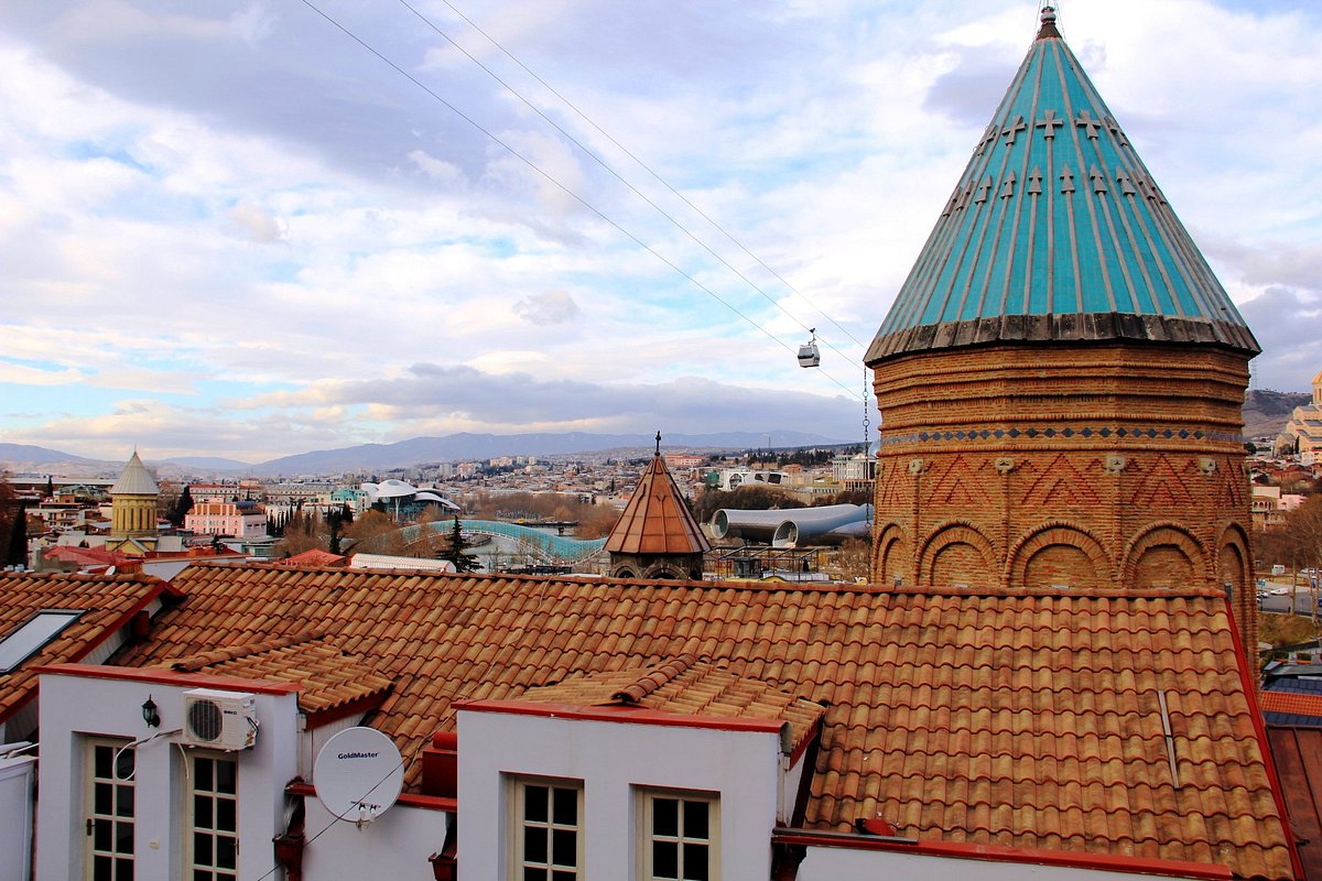 Envoy Hostel and Tours, hotel em Tbilisi