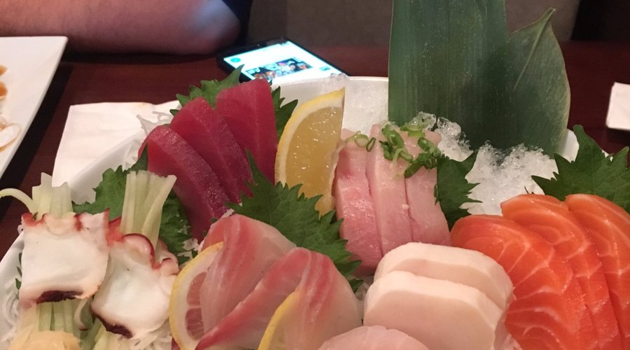 Sashimi Ice bowl with added white tuna and octopus