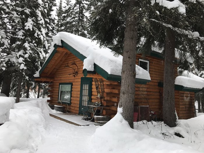 NORTH POLE CABINS - Campground Reviews (AK)