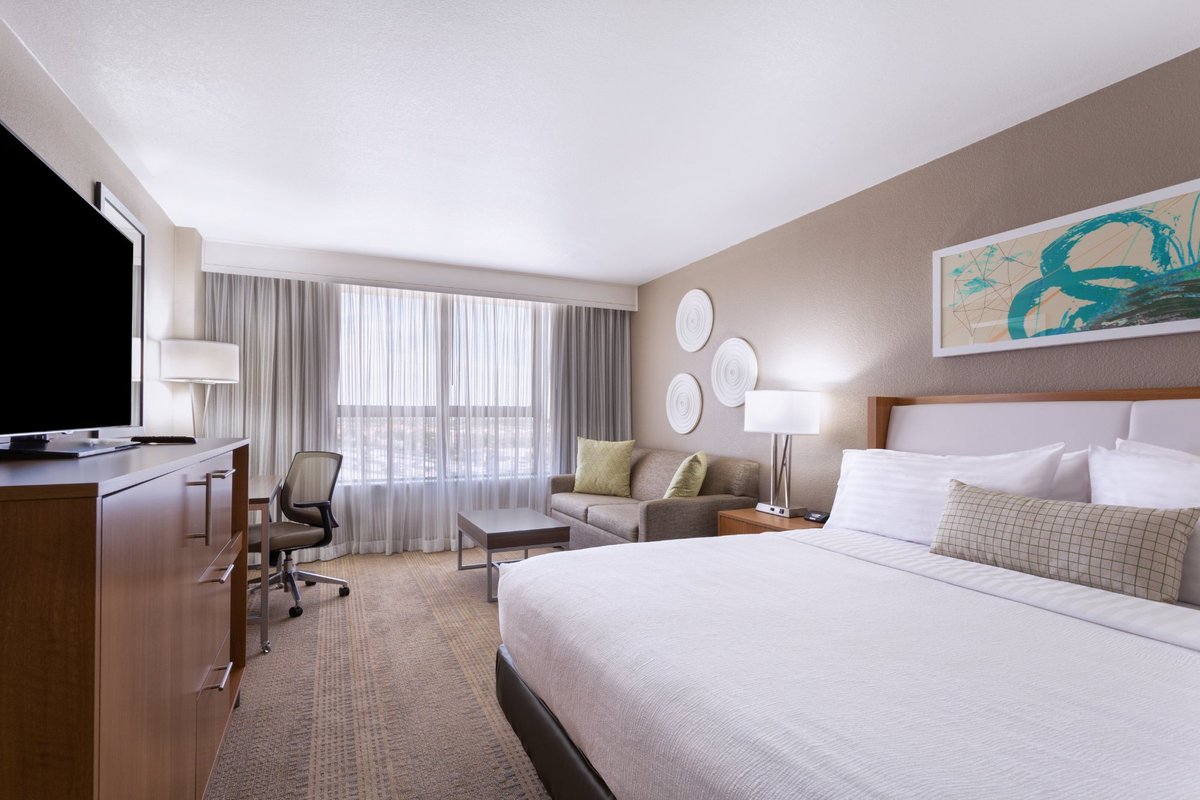 HOLIDAY INN MIAMI WEST - AIRPORT AREA $82 ($̶1̶7̶7̶) - Updated 2022 ...