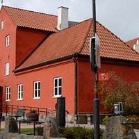 Åhus museum from the outside.