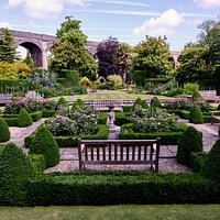 Kilver Court Garden