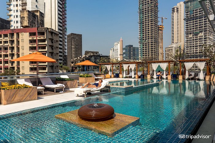 Four Seasons Hotel Mumbai Pool Pictures And Reviews Tripadvisor