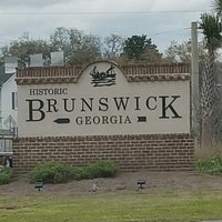 Great place to take a break from seeing the sights. Home of Brunswick Stew. A 3 mast ship was t