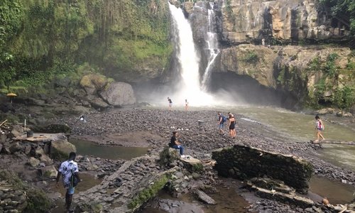 Tegenungan Waterfal