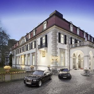 Schlosshotel Berlin by Patrick Hellmann, hotel in Berlin