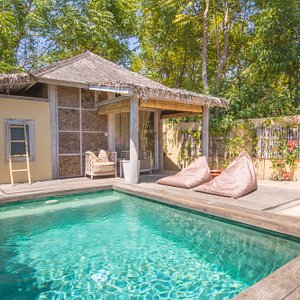 1 Bedroom villa with private garden/pool