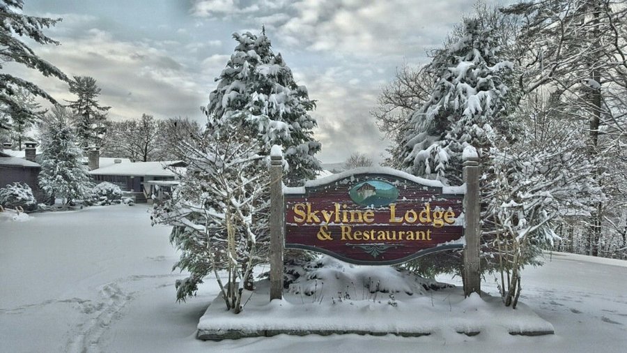 SKYLINE LODGE AND RESTAURANT - Prices & Hotel Reviews (Highlands, NC ...