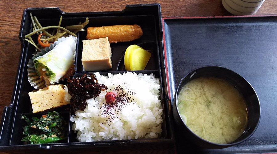 きこり　朝定食580円