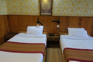 Room & Suite
