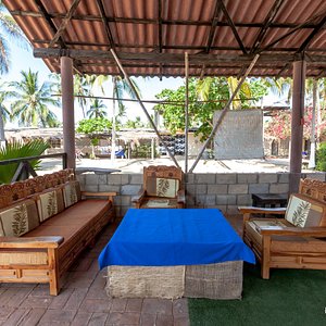 Poolside Lounge Area at the Hotel Restaurant Quinta Karla Pie de la Cuesta