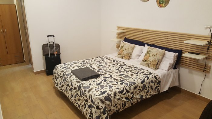 BED & BREAKFAST TRAVELLERS - Prices & B&B Reviews (Naples, Italy)