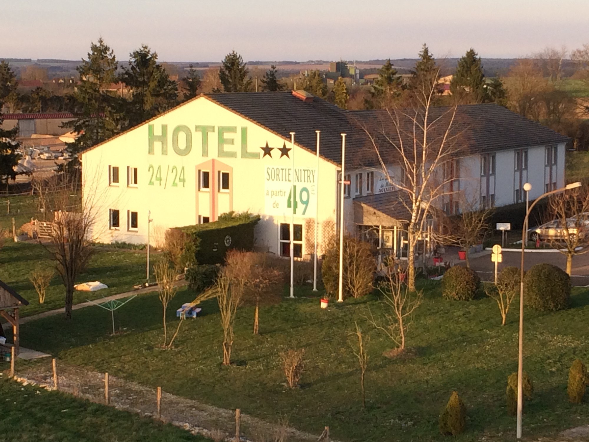 HOTEL LA GRANGE DE MARIE - Prices & Reviews (Nitry, France)